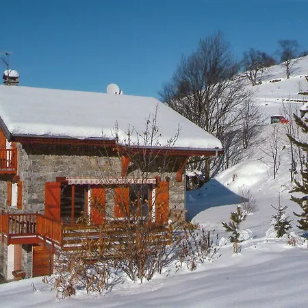 Hotel A 6 Bedroom With A Sauna And Mountain Views Located In The Alps