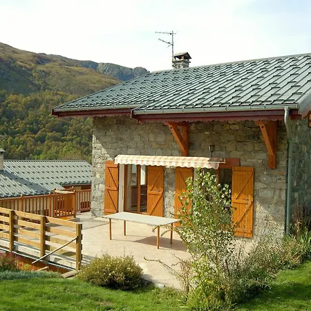 Hotel A 6 Bedroom With A Sauna And Mountain Views Located In The Alps