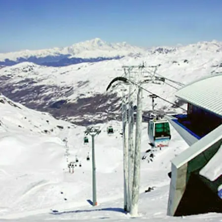 A 6 Bedroom With A Sauna And Mountain Views Located In The Alps * Saint-Martin-de-Belleville